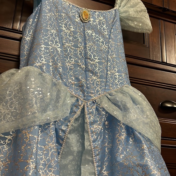 Official Disney Cinderella Dress size L 10-12 - Picture 4 of 7